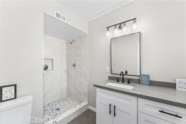 Detail Gallery Image 27 of 49 For 43704 Gadsden Ave, Lancaster,  CA 93534 - 4 Beds | 2 Baths