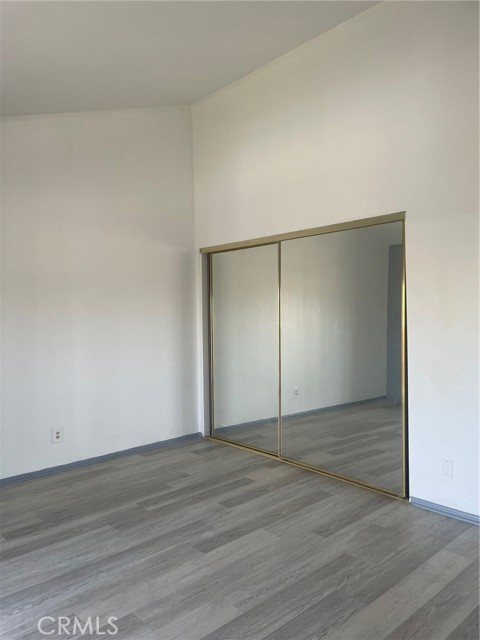 Image 8 of 11 For 8505 Columbus Avenue 316