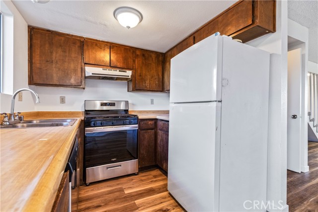 Detail Gallery Image 10 of 29 For 2030 Pine St, Paso Robles,  CA 93446 - 2 Beds | 1/1 Baths