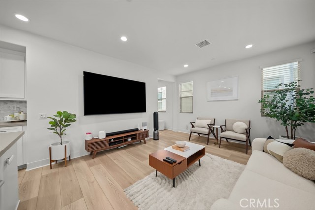 Detail Gallery Image 12 of 38 For 16157 Sandpiper Ave, Chino,  CA 91708 - 4 Beds | 3 Baths