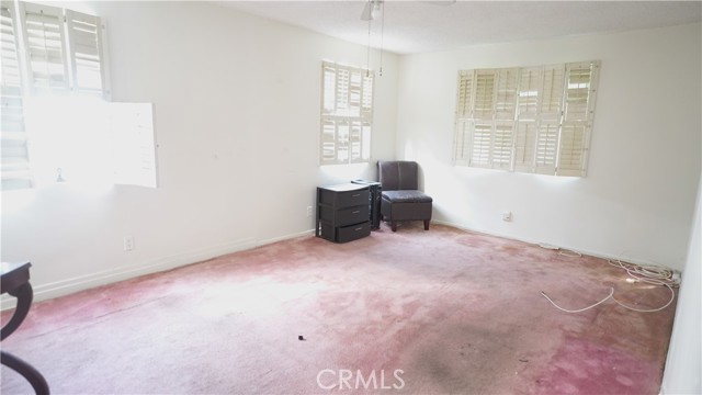 214 E 92nd, Los Angeles CA: https://media.crmls.org/medias/478df458-1c76-44f3-bd42-0c40fb2cd22a.jpg