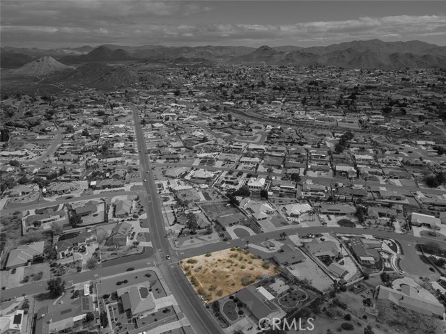 Detail Gallery Image 26 of 27 For 16499 Kamana Rd, Apple Valley,  CA 92307 - – Beds | – Baths