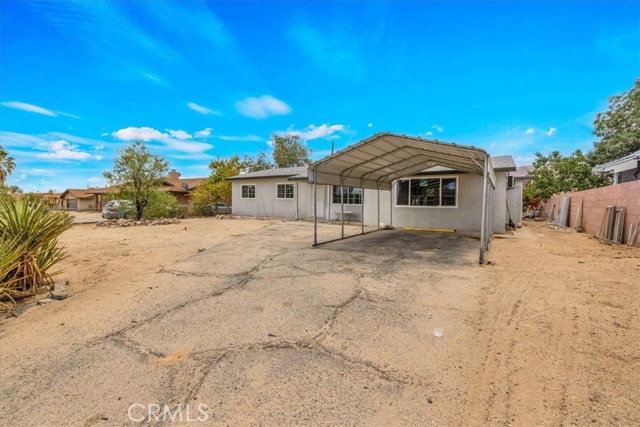 73355 Sun Valley Drive, 29 Palms CA: https://media.crmls.org/medias/478fadfb-4998-424a-9194-5a562dc6c997.jpg