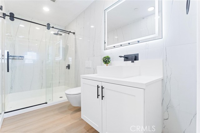 Detail Gallery Image 38 of 42 For 5305 Fulmer Ct, Jurupa Valley,  CA 91752 - 5 Beds | 4/1 Baths