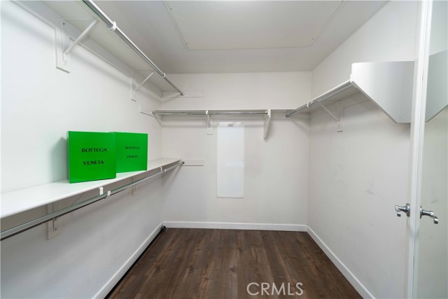 13031 Villosa Place, Playa Vista CA: https://media.crmls.org/medias/4790a3ec-7482-49ee-bf25-4c46bc75b764.jpg