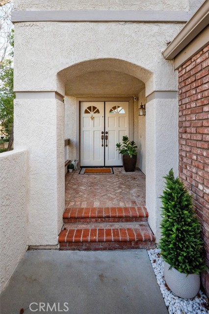 Detail Gallery Image 6 of 60 For 24448 Hampton Drive #C, Valencia,  CA 91355 - 3 Beds | 3 Baths