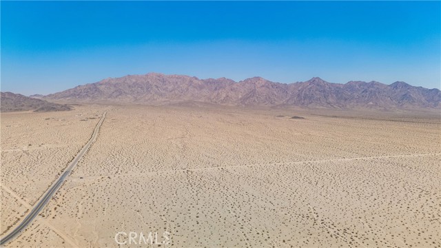 Detail Gallery Image 8 of 14 For 100 Ironage Peak Rd, Twentynine Palms,  CA 92277 - – Beds | – Baths