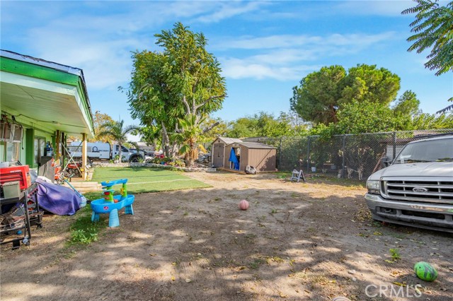 Detail Gallery Image 41 of 42 For 18325 El Molino, Bloomington,  CA 92316 - 3 Beds | 1 Baths