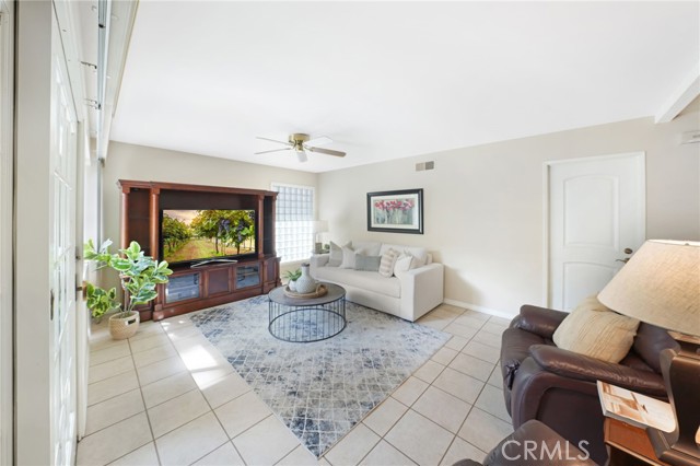 Detail Gallery Image 24 of 47 For 16672 Bolero Ln, Huntington Beach,  CA 92649 - 3 Beds | 2 Baths