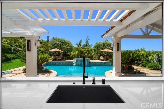 Detail Gallery Image 15 of 50 For 3941 Rock Hampton Dr, Tarzana,  CA 91356 - 5 Beds | 3 Baths