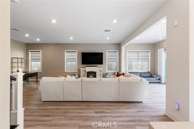 Detail Gallery Image 7 of 63 For 120 Gemini, Irvine,  CA 92618 - 4 Beds | 4/1 Baths