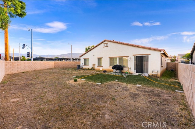 39202 Nicole Drive, Palmdale CA: https://media.crmls.org/medias/47944e49-7242-401d-ba4e-9a32b493b0c4.jpg