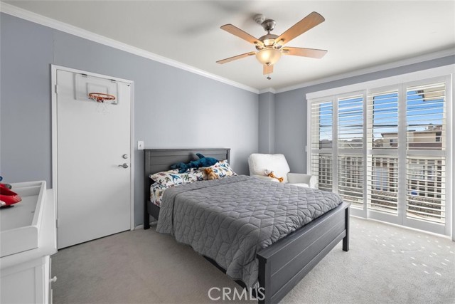 2000 Voorhees Avenue, Redondo Beach, California 90278, 3 Bedrooms Bedrooms, ,2 BathroomsBathrooms,Residential,Sold,Voorhees,SB23026527