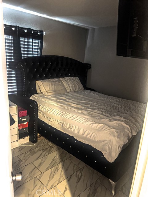 11576 Star Street, Adelanto CA: https://media.crmls.org/medias/4794d2dd-d97c-4fad-9495-8c4dcd19f7aa.jpg