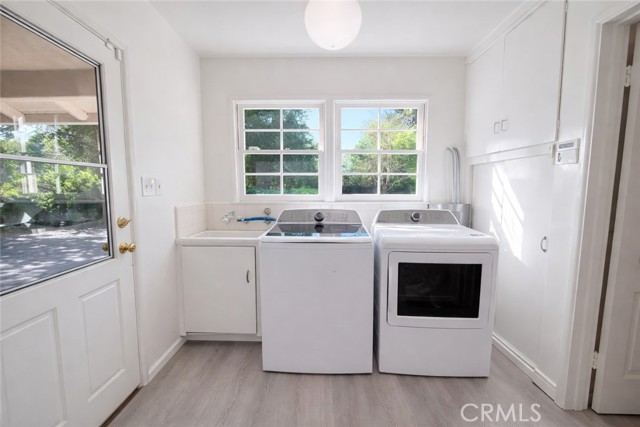 Detail Gallery Image 10 of 22 For 18 Woodland Ln, Arcadia,  CA 91006 - 3 Beds | 2 Baths