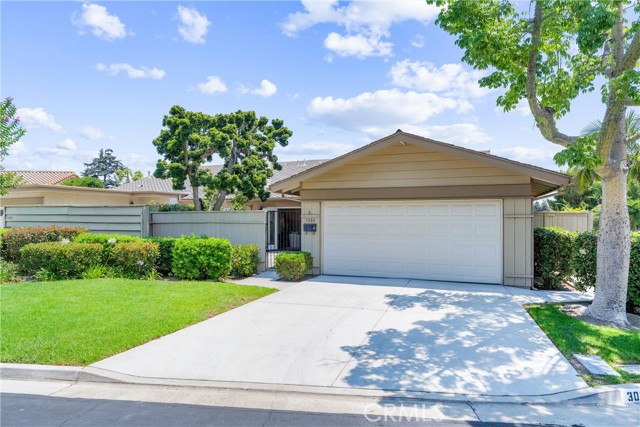Detail Gallery Image 2 of 37 For 3000 Persimmon Pl, Fullerton,  CA 92835 - 3 Beds | 2 Baths