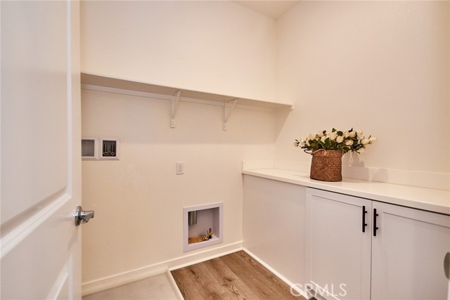 Detail Gallery Image 26 of 39 For 944 N Divino Privado, Ontario,  CA 91764 - 3 Beds | 3/1 Baths