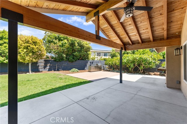 201 W Harvey Avenue, Santa Ana CA: https://media.crmls.org/medias/4796dfc0-f695-4ef0-aa9a-7cdca3dceeda.jpg