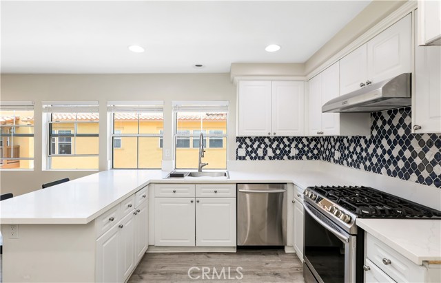 Detail Gallery Image 14 of 45 For 36 Chula Vista #109,  Irvine,  CA 92602 - 3 Beds | 2/1 Baths