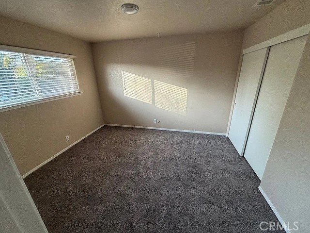 Detail Gallery Image 19 of 22 For 1859 S Karen Ave, Fresno,  CA 93727 - 4 Beds | 2/1 Baths