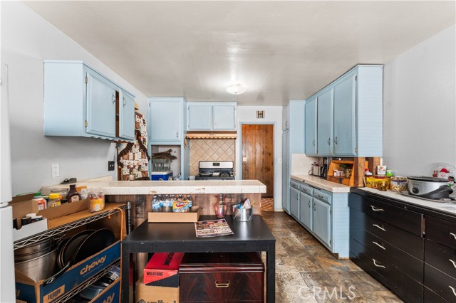 Detail Gallery Image 14 of 41 For 13525 Simshaw, Sylmar,  CA 91342 - 3 Beds | 2 Baths