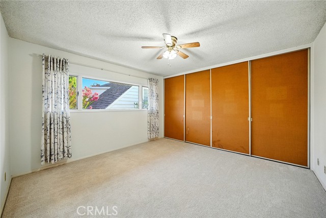 1210 Los Altos Avenue, Long Beach CA: https://media.crmls.org/medias/47982023-3a68-4fbb-8a71-1ff0cd45bb44.jpg