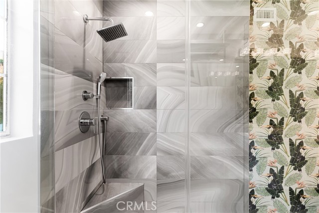 Detail Gallery Image 36 of 53 For 3156 Dona Emilia Dr, Studio City,  CA 91604 - 5 Beds | 3 Baths