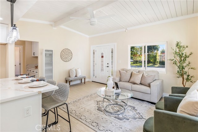 Detail Gallery Image 5 of 22 For 18203 Bellefont Dr, Azusa,  CA 91702 - 3 Beds | 1 Baths