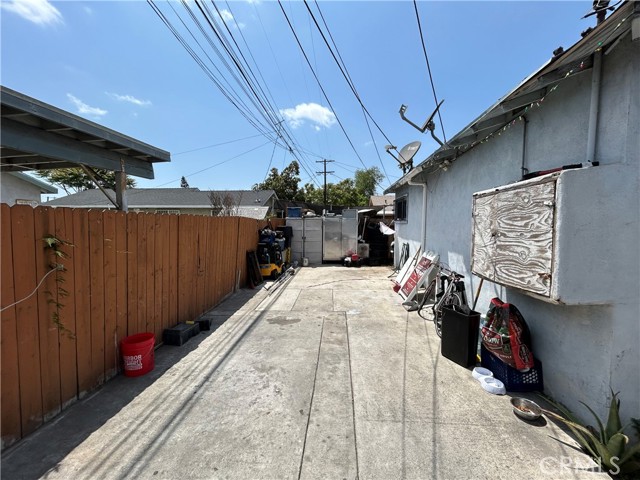 Detail Gallery Image 17 of 21 For 1260 E 49th St, Los Angeles,  CA 90011 - – Beds | – Baths