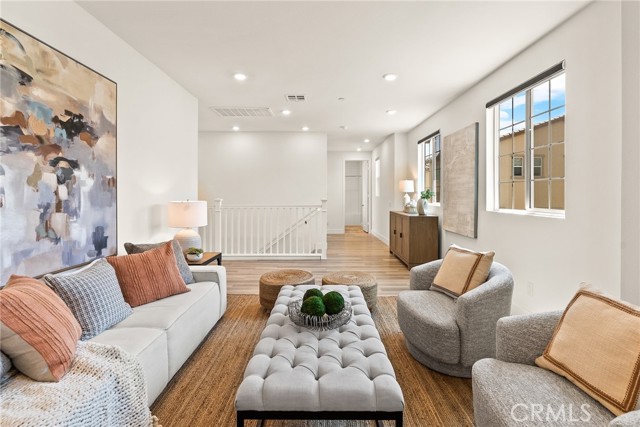 27636 S Evergreen Place, San Pedro CA: https://media.crmls.org/medias/479c9aea-867f-487a-b898-96ce45f16770.jpg