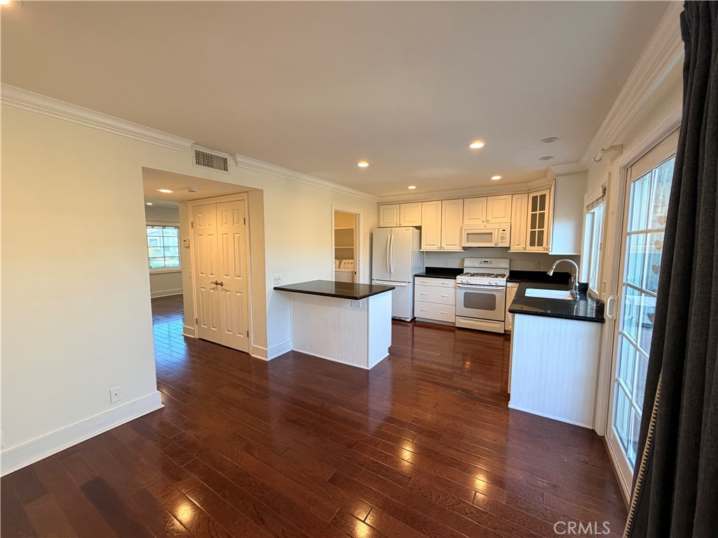 MLS #NP25270864 image #5