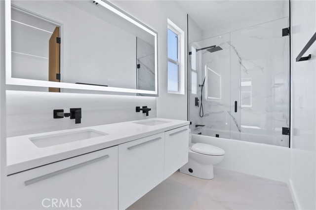 309 8th Street, Huntington Beach CA: https://media.crmls.org/medias/479dc13e-3e60-4968-a07c-75906d9d975f.jpg