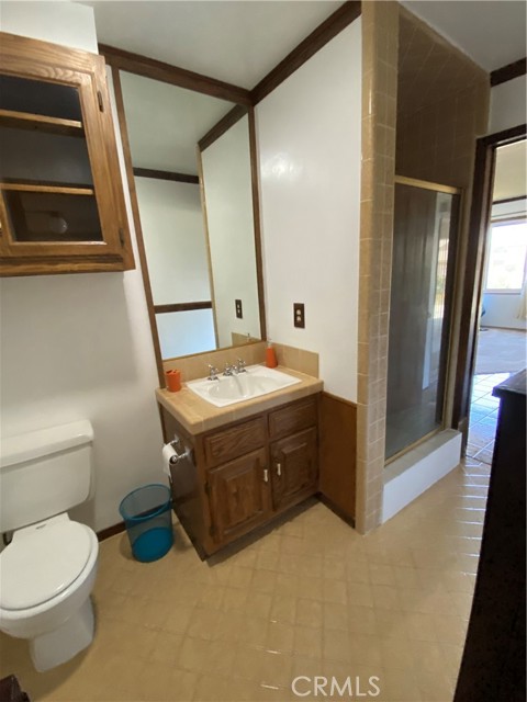 42060 Parkmont Drive, Quartz Hill CA: https://media.crmls.org/medias/479e5e3c-6211-4353-8485-e8b7f5c6f804.jpg