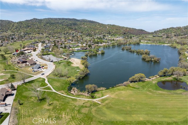 Detail Gallery Image 6 of 39 For 29700 Pinedale, Tehachapi,  CA 93561 - 4 Beds | 2/1 Baths