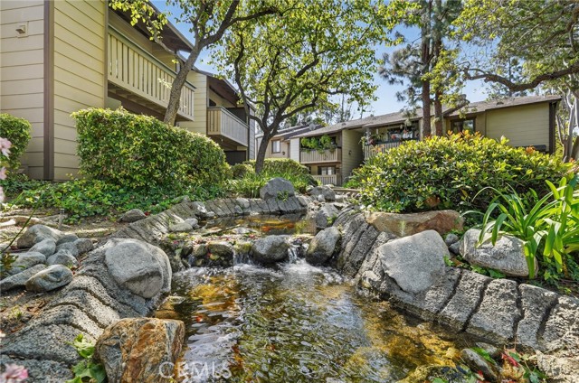 Detail Gallery Image 35 of 38 For 20702 El Toro #16,  Lake Forest,  CA 92630 - 2 Beds | 2 Baths