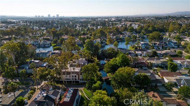 Image 3 for 22666 Spring Lake Ln, Lake Forest, CA 92630