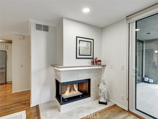 Detail Gallery Image 16 of 49 For 5190 E Colorado St #204,  Long Beach,  CA 90814 - 1 Beds | 1 Baths