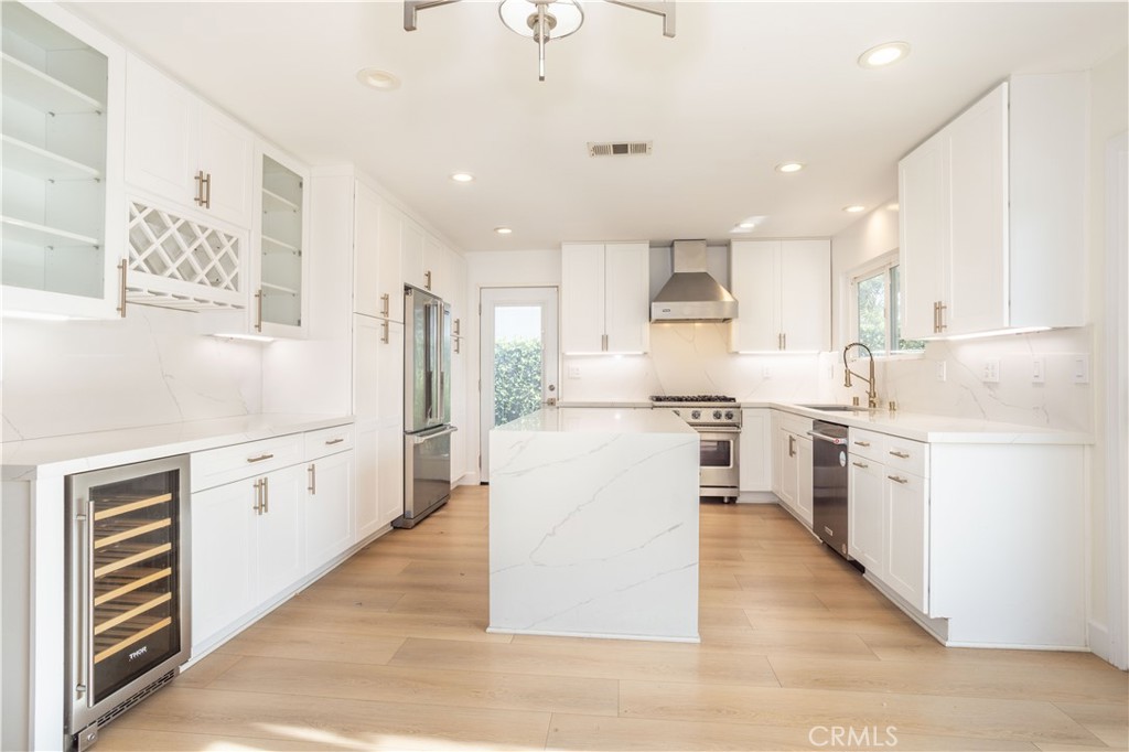 19116 Nashville Street