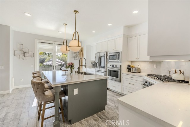 721 Cinnabar Place, Simi Valley CA: https://media.crmls.org/medias/47a10639-e604-43c0-baa2-3a782425a6ac.jpg