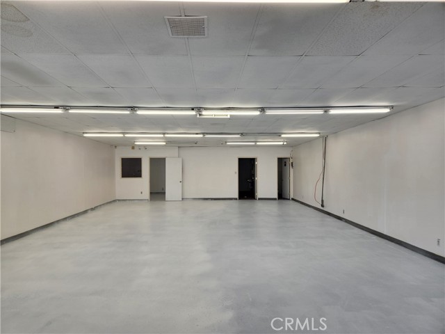 243 E Base Line Road, Rialto, California 92376, ,Commercial Lease,For Rent,243 E Base Line Road,CRIV25039786