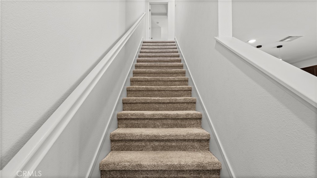 https://media.crmls.org/medias/47a3afcc-933f-4cec-82e0-00f9373fc917.jpg?preset=X-Large