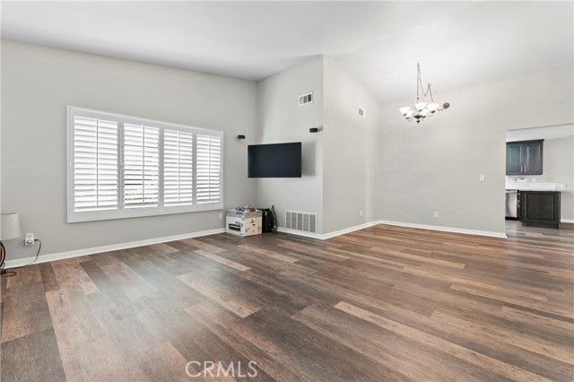 Image 12 of 37 For 39781 Pin Oak Court
