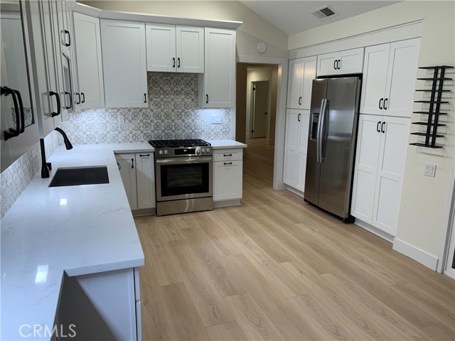 Detail Gallery Image 21 of 27 For 15 via Candelaria, Coto de Caza,  CA 92679 - 3 Beds | 2 Baths