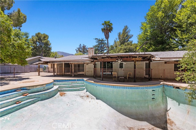 26418 Sand Canyon Road, Canyon Country CA: https://media.crmls.org/medias/47a49760-6de9-4933-a8e9-866280585b96.jpg