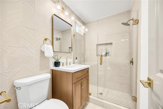 5336 Stratford Road, Los Angeles CA: https://media.crmls.org/medias/47a4be92-0fbc-4afa-b5f3-7f2c8c771908.jpg