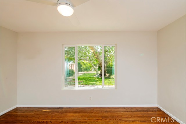 Detail Gallery Image 44 of 57 For 7447 Enfield, Reseda,  CA 91335 - 3 Beds | 2 Baths