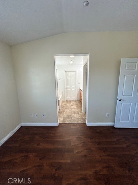 Detail Gallery Image 12 of 42 For 1911 Cefalu Ct, Riverside,  CA 92507 - 5 Beds | 2/1 Baths