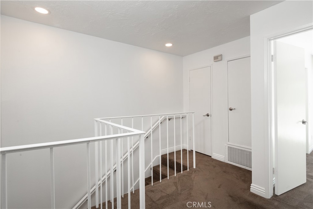 47a5f97f 7053 440a A4fe 664f3c5d48fb