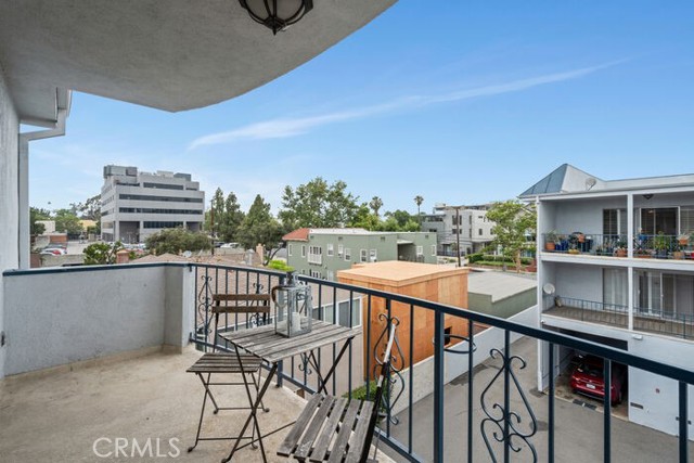 Detail Gallery Image 7 of 7 For 972 E California Bld #309,  Pasadena,  CA 91106 - 2 Beds | 2 Baths