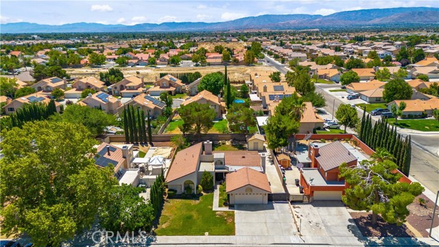 3648 Marilynn Street, Lancaster CA: https://media.crmls.org/medias/47a72bc6-a13a-47de-879d-e0187da0b725.jpg